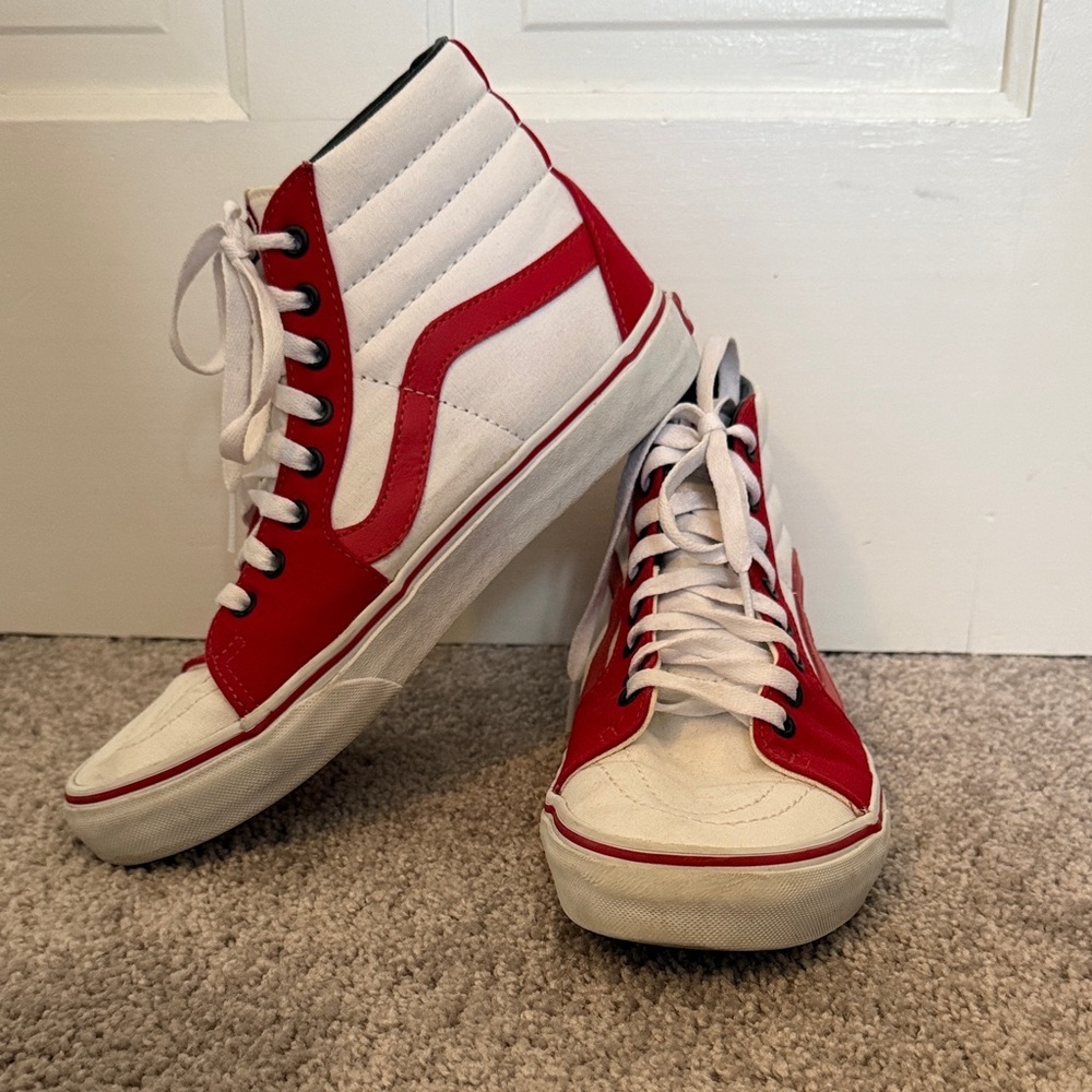 Vans Canvas Red and White High-Top Sneakers Unisex Mens 9W or Women’s 10.5W